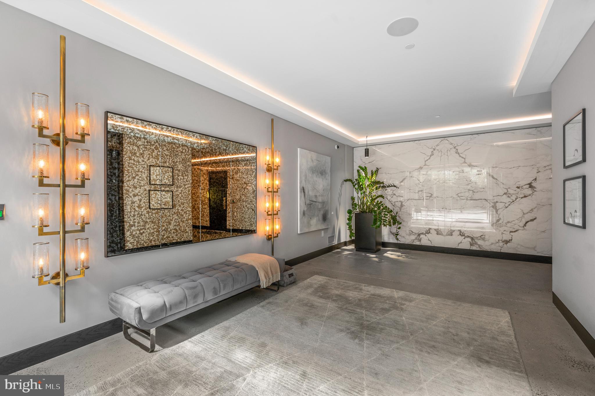 427 E Lancaster Ave #1101