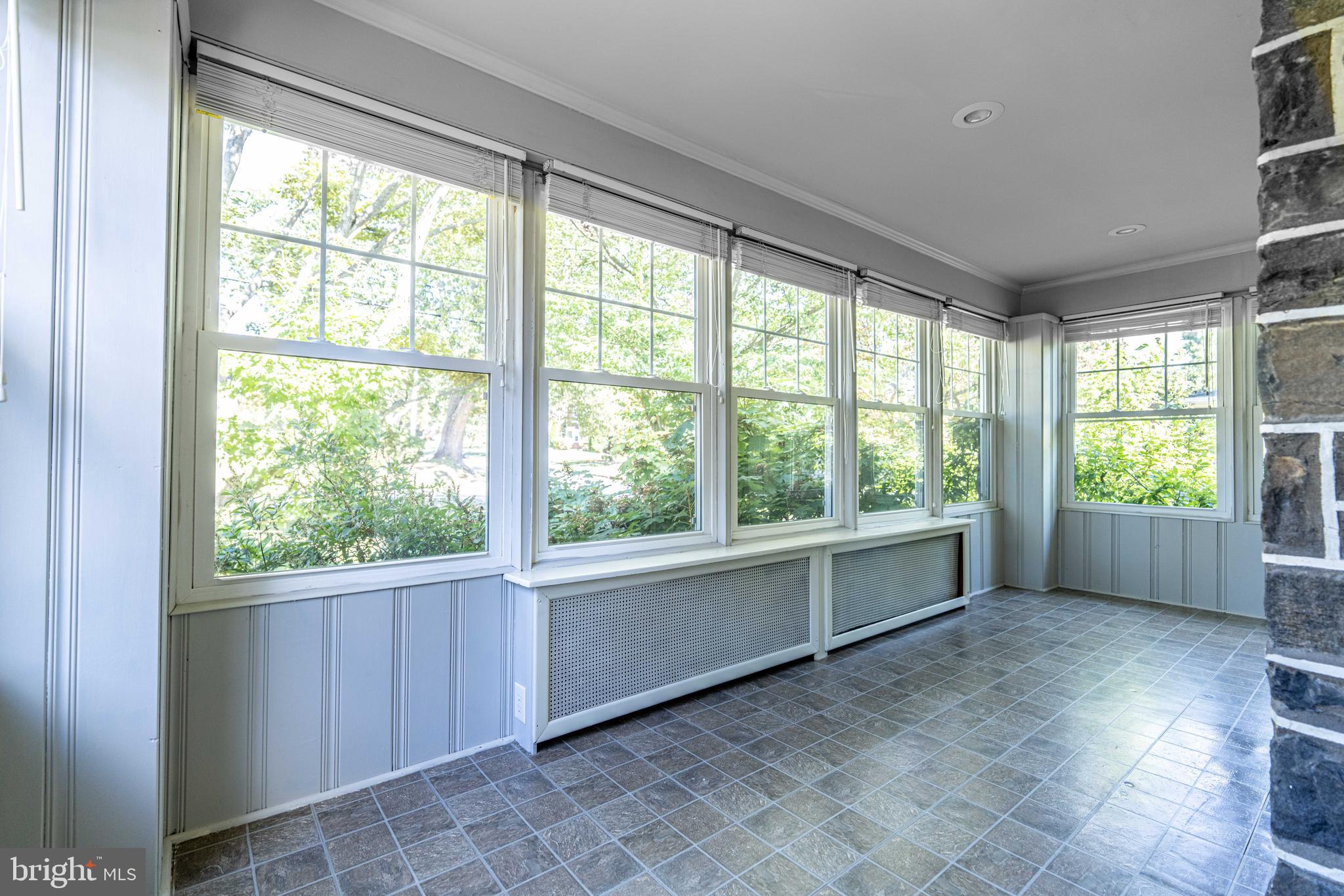 2114 E COUNTY LINE ROAD