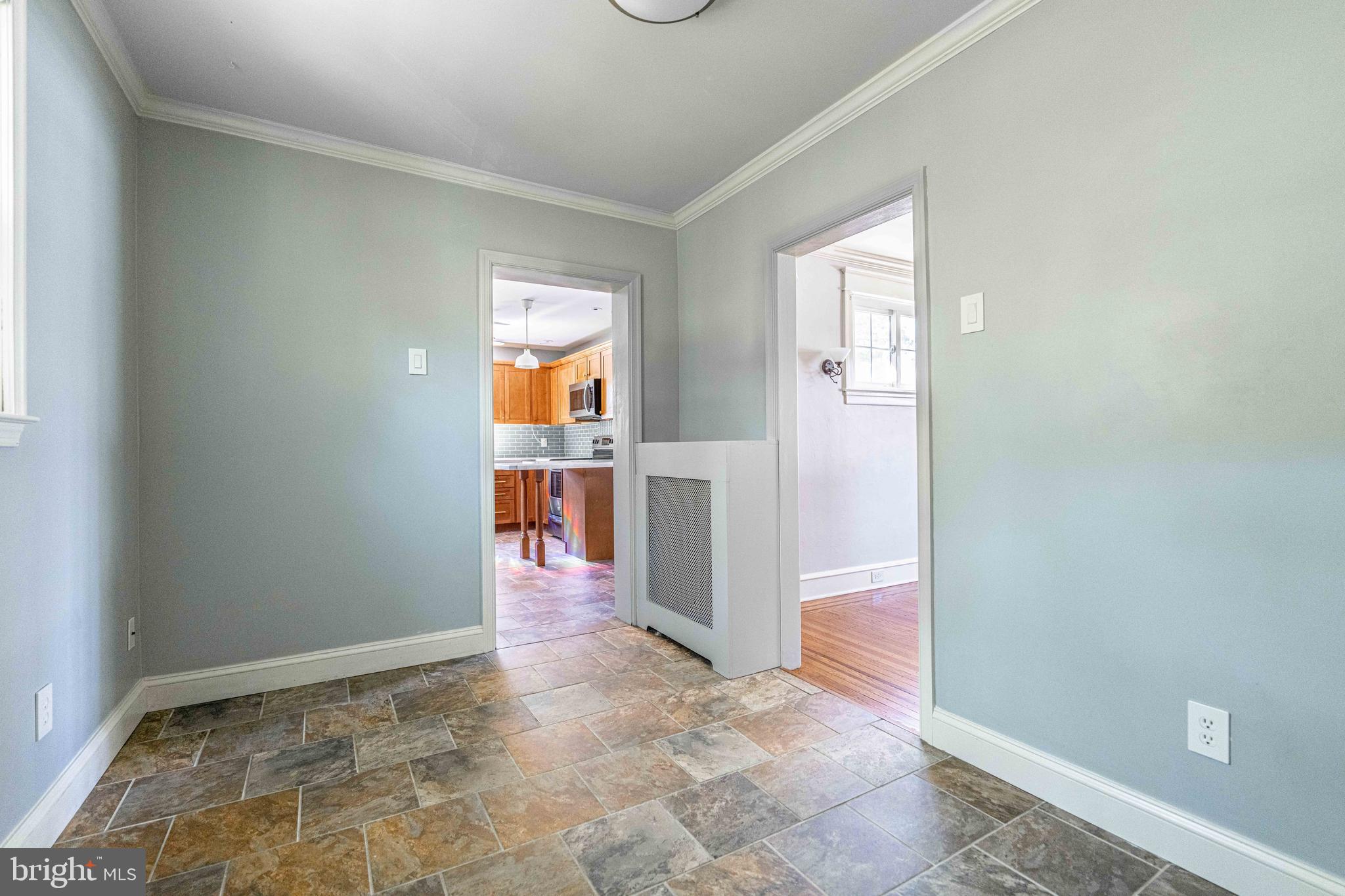 2114 E COUNTY LINE ROAD