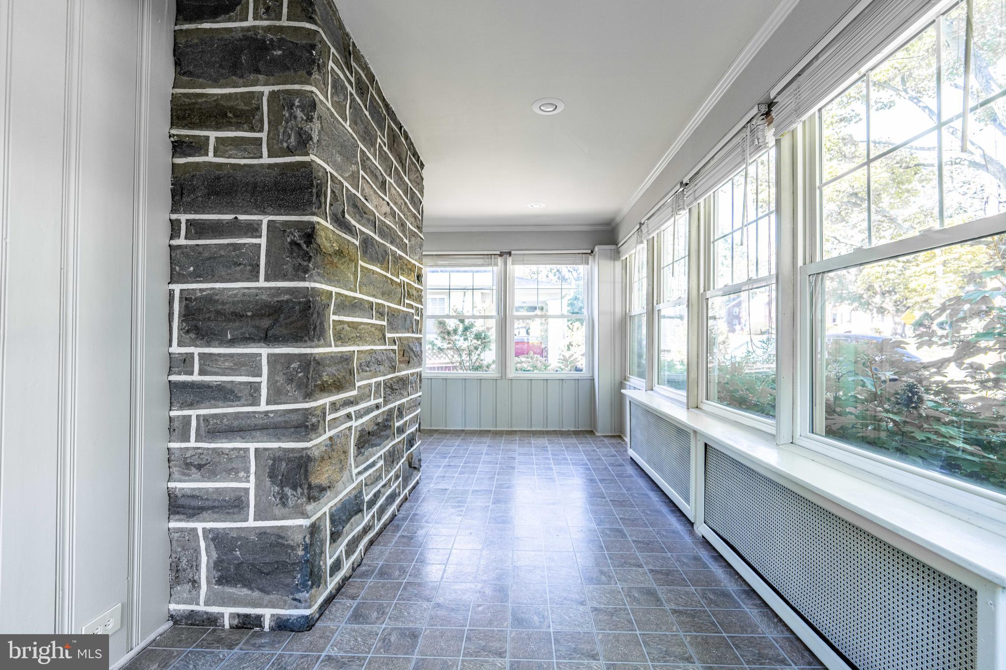 2114 E COUNTY LINE ROAD