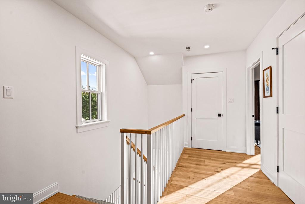 423 MAPLEWOOD AVENUE