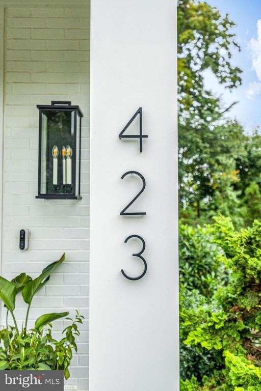 423 MAPLEWOOD AVENUE