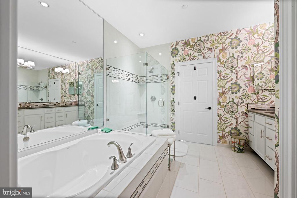 309 SUNNY BROOK LANE