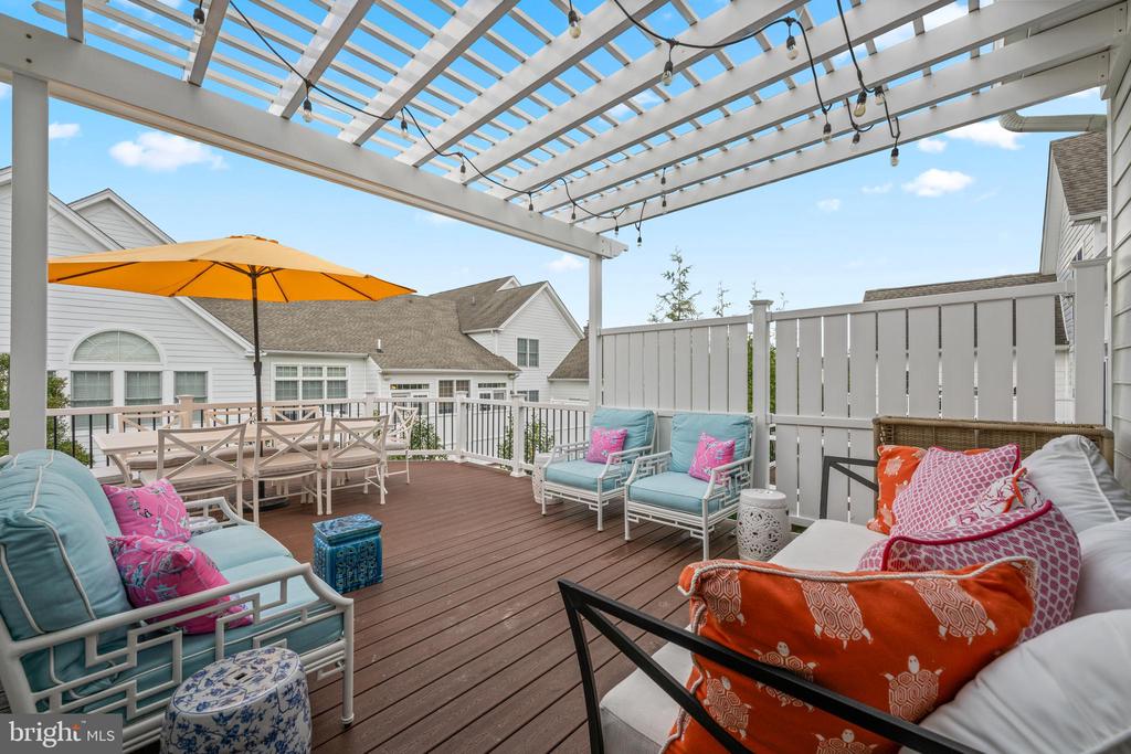 309 SUNNY BROOK LANE