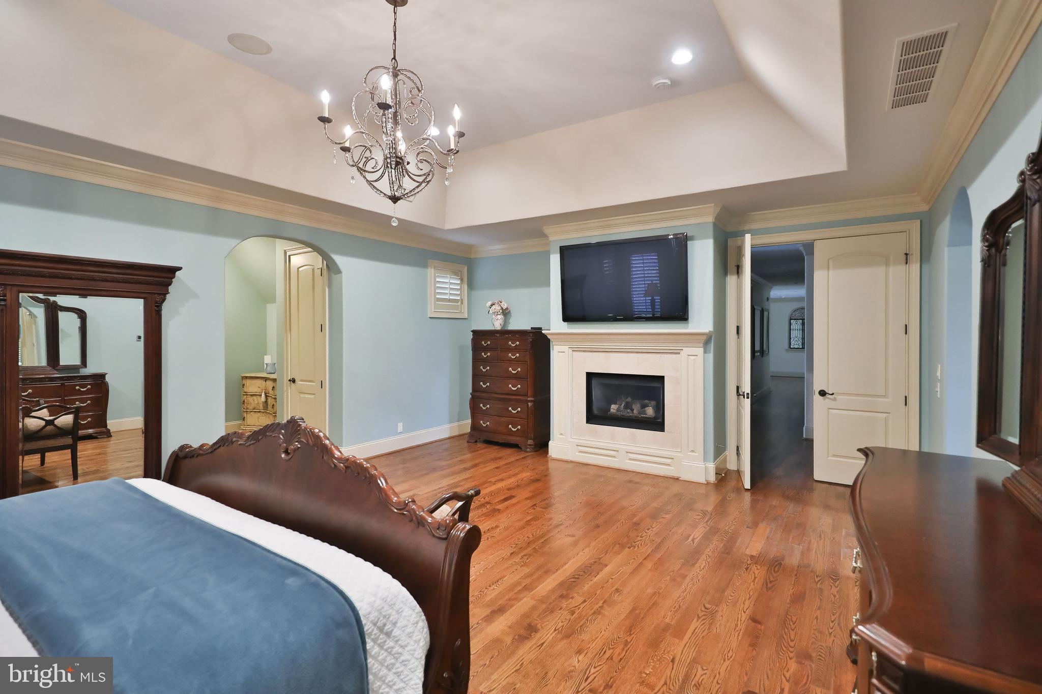 1011 Walton Rd