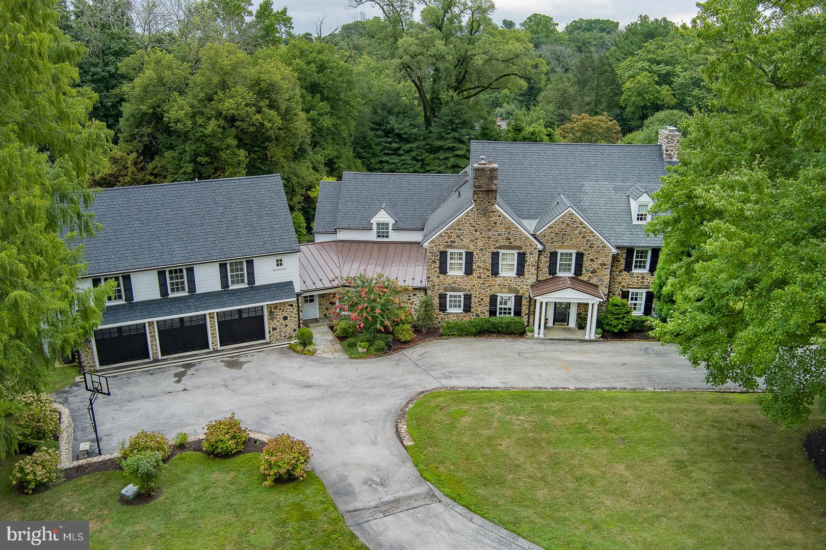 238 Curwen Rd