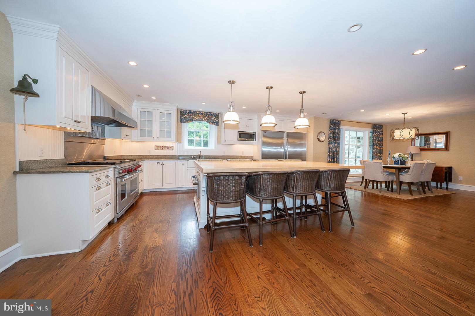 238 Curwen Rd