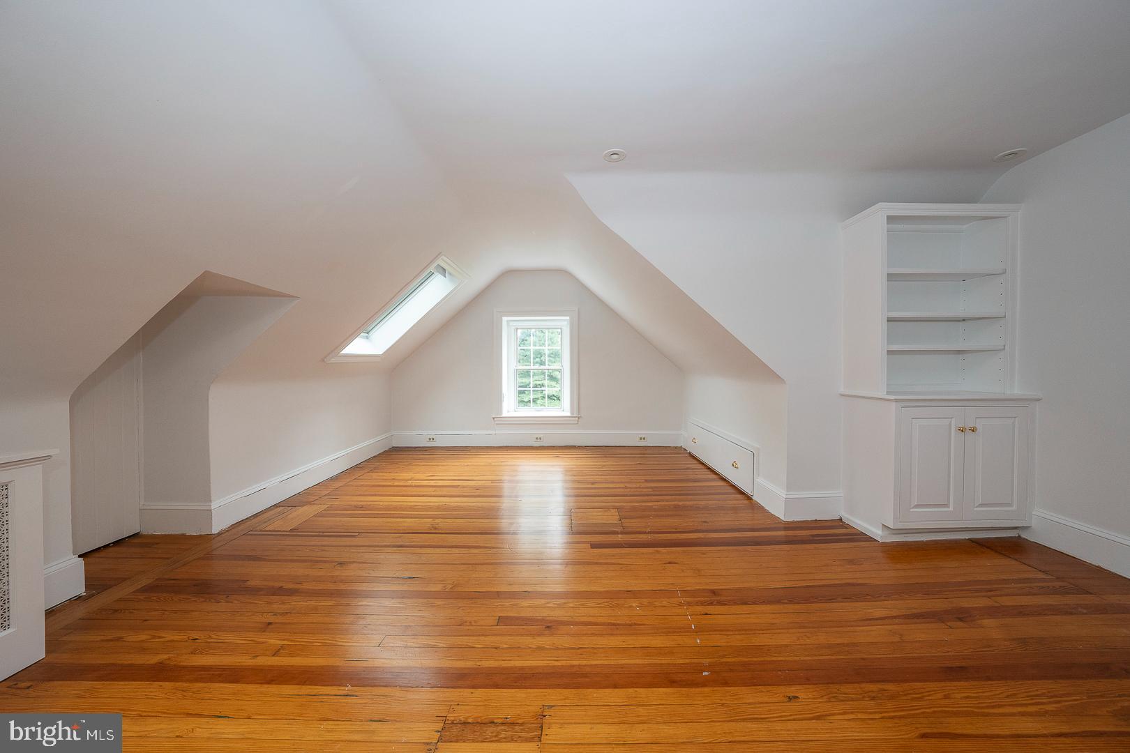 238 Curwen Rd