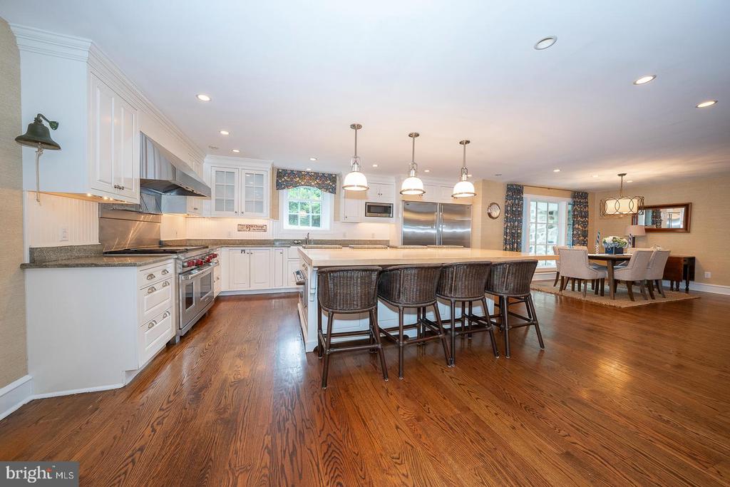 238 Curwen Rd
