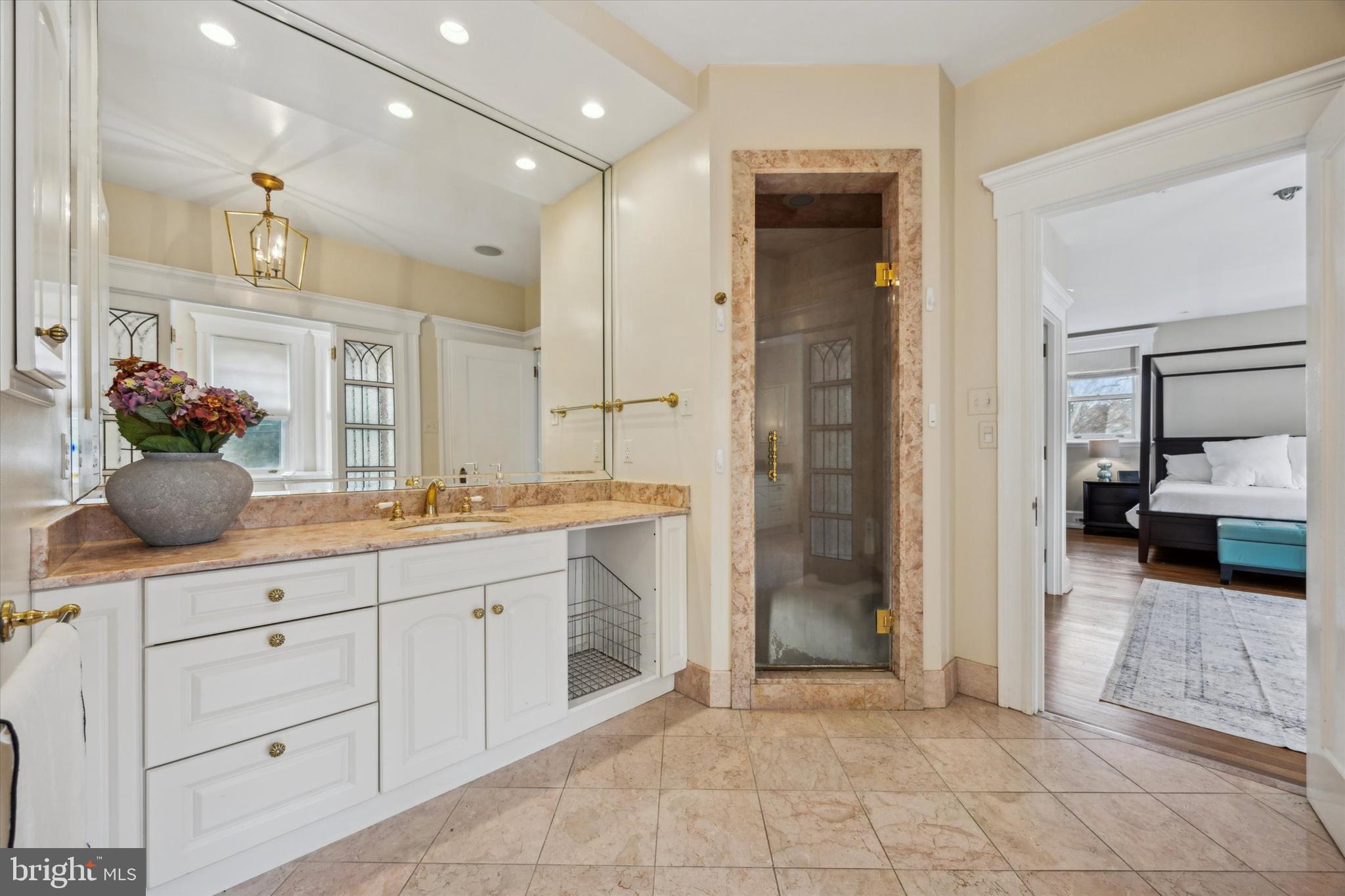 226 Fishers Rd