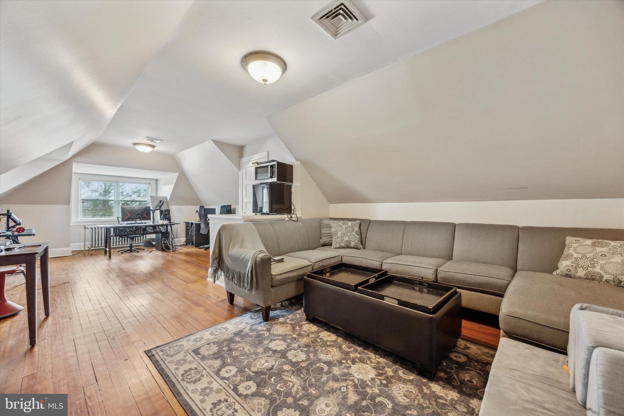 226 Fishers Rd