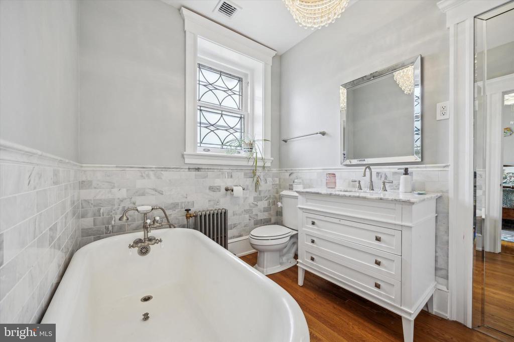 226 Fishers Rd