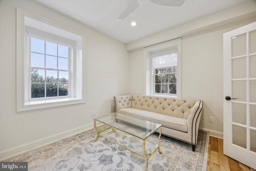 226 Fishers Rd
