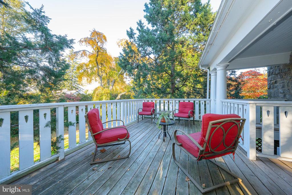 226 Fishers Rd