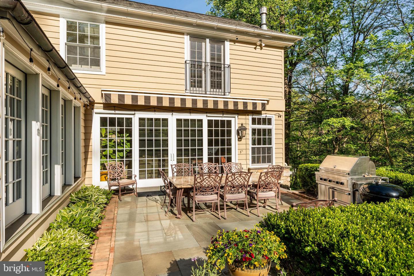 1333 Beaumont Dr