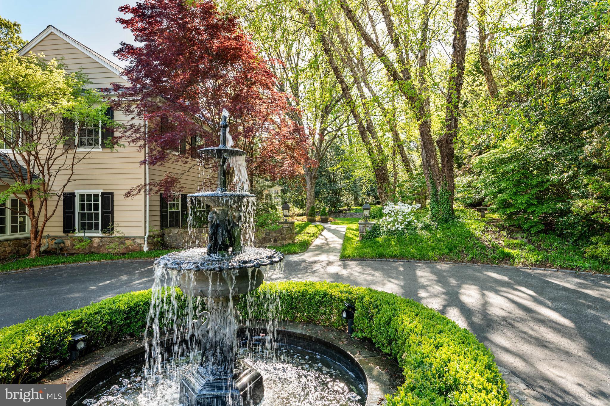 1333 Beaumont Dr
