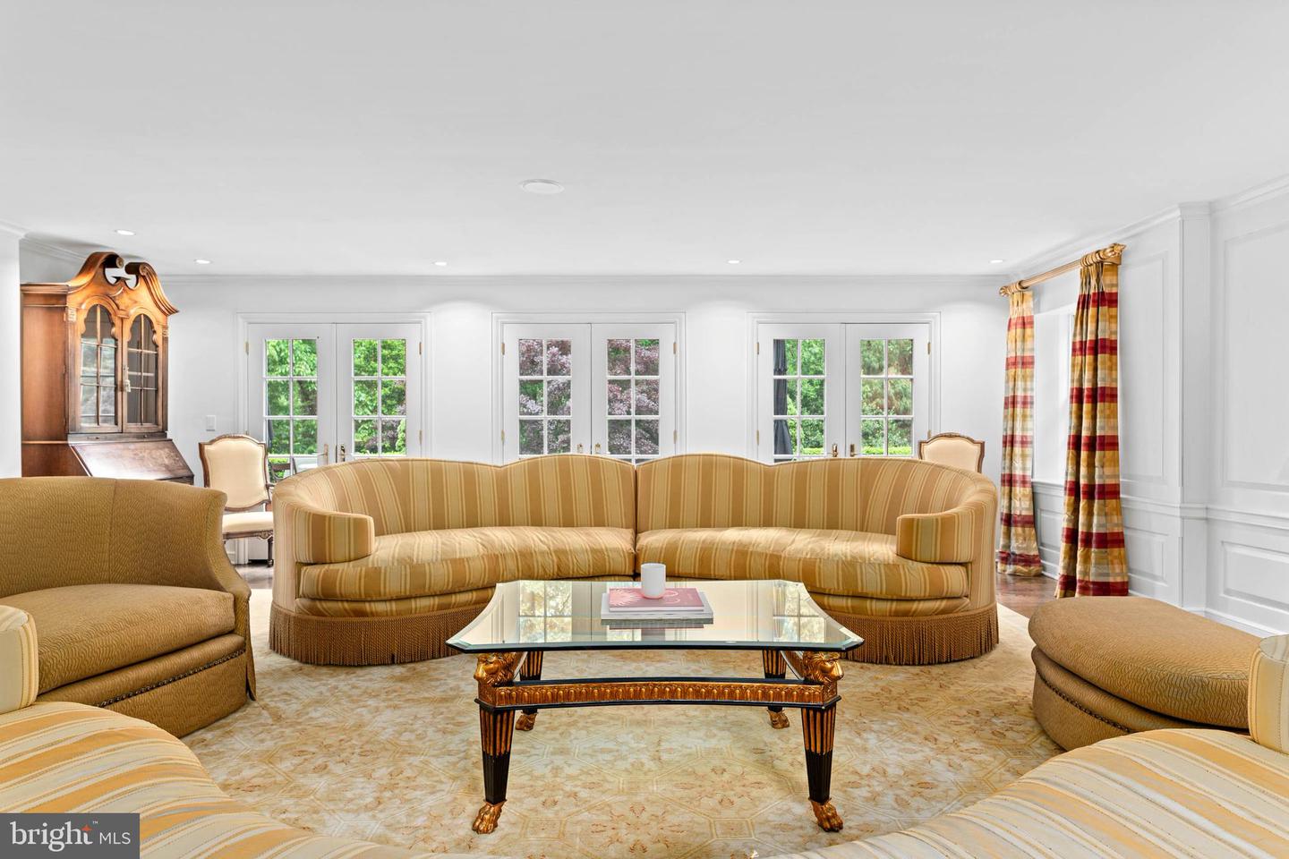 1333 Beaumont Dr