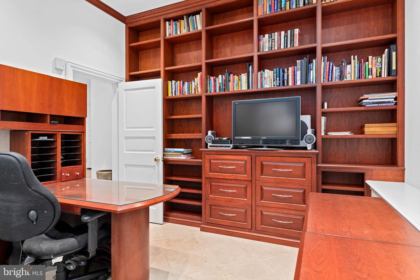 1333 Beaumont Dr