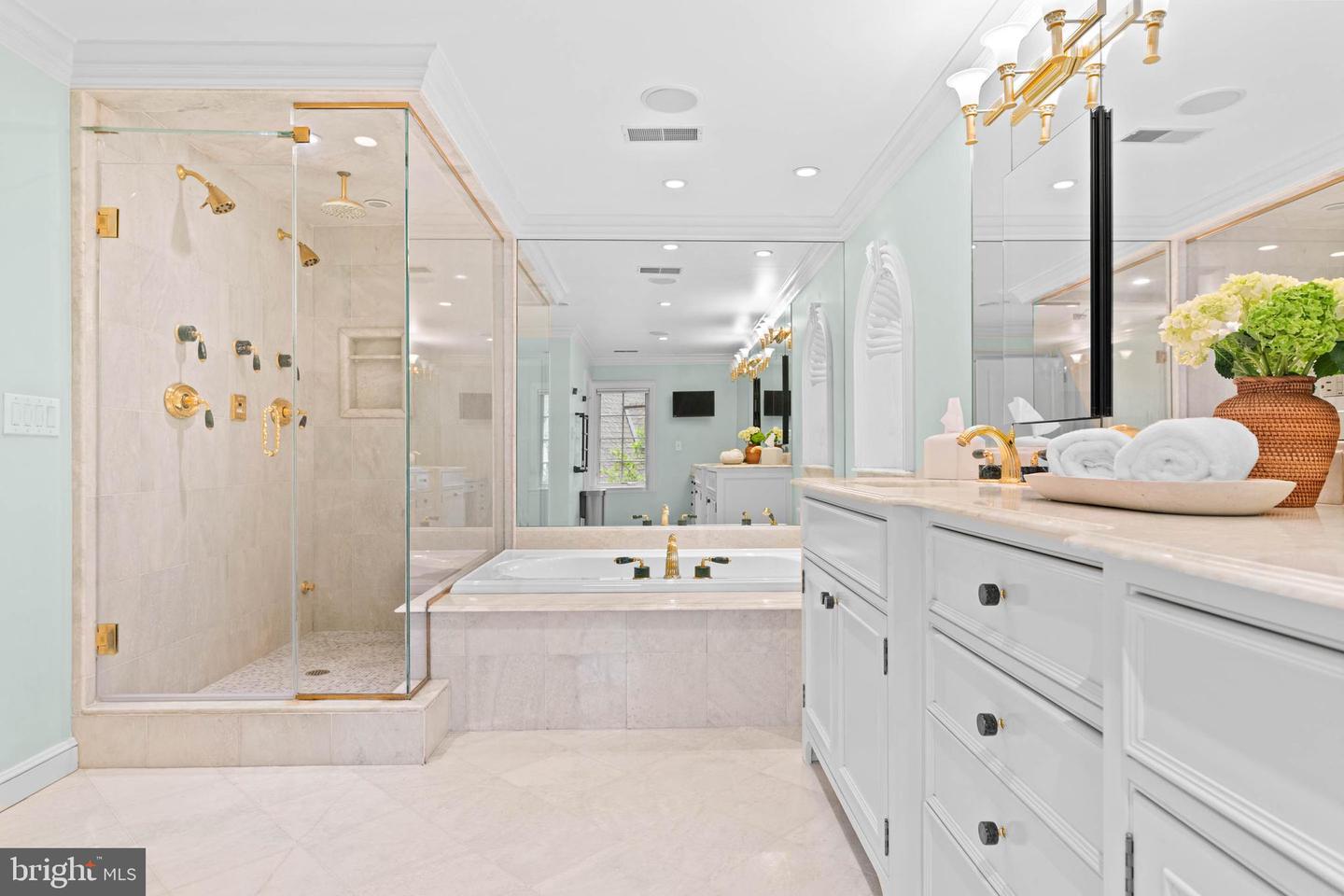 1333 Beaumont Dr