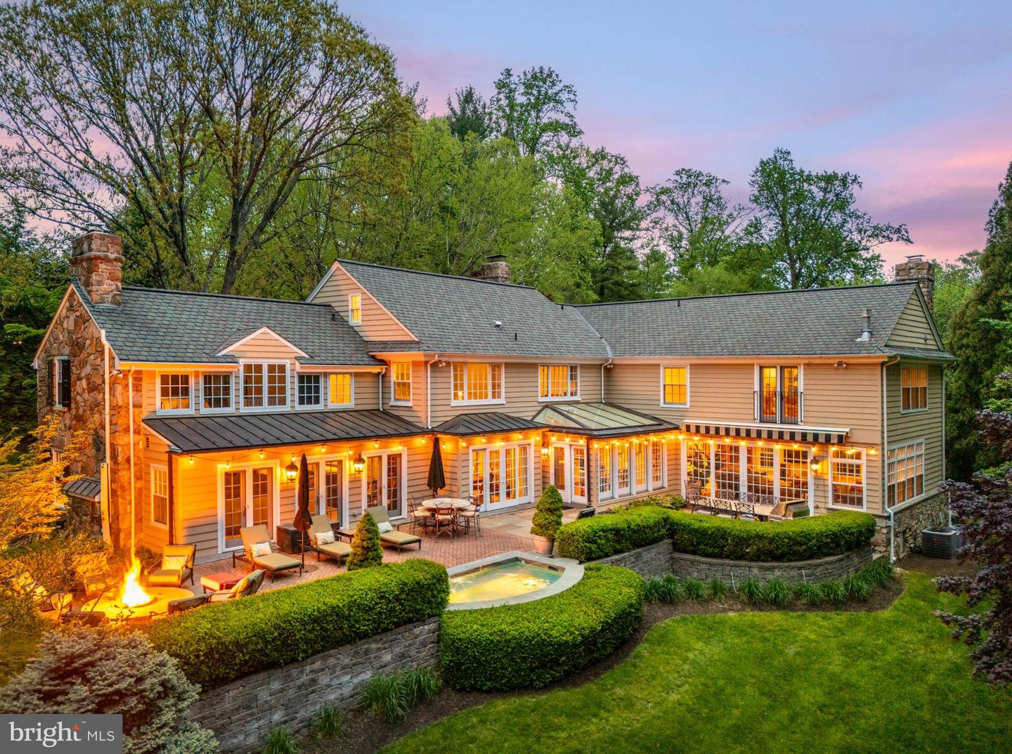 1333 Beaumont Dr