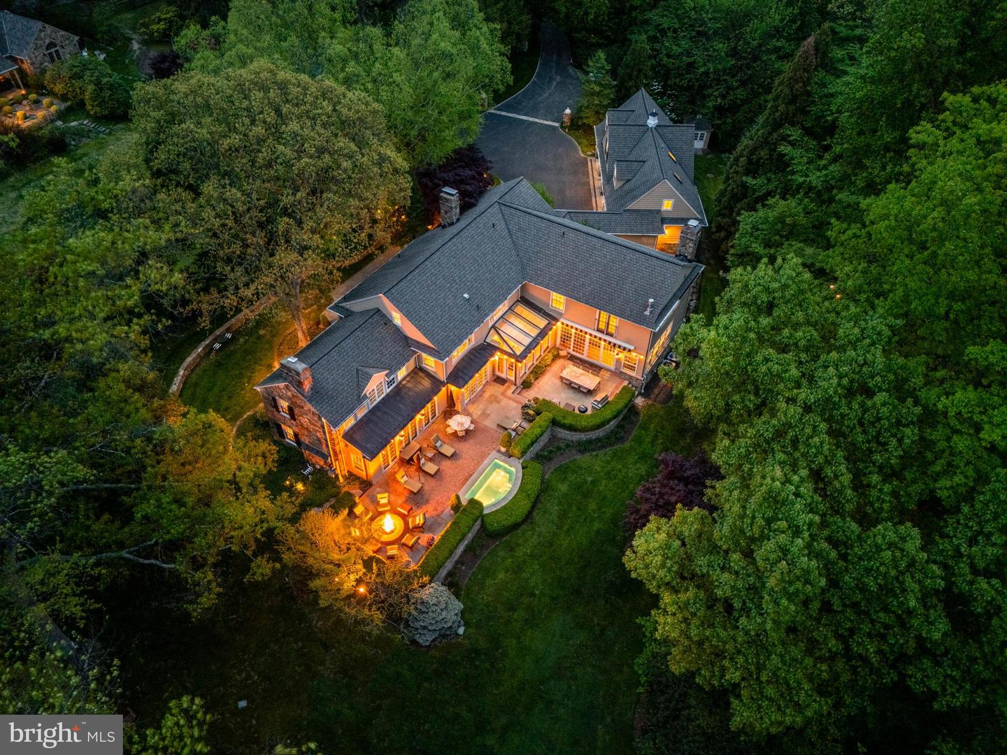 1333 Beaumont Dr