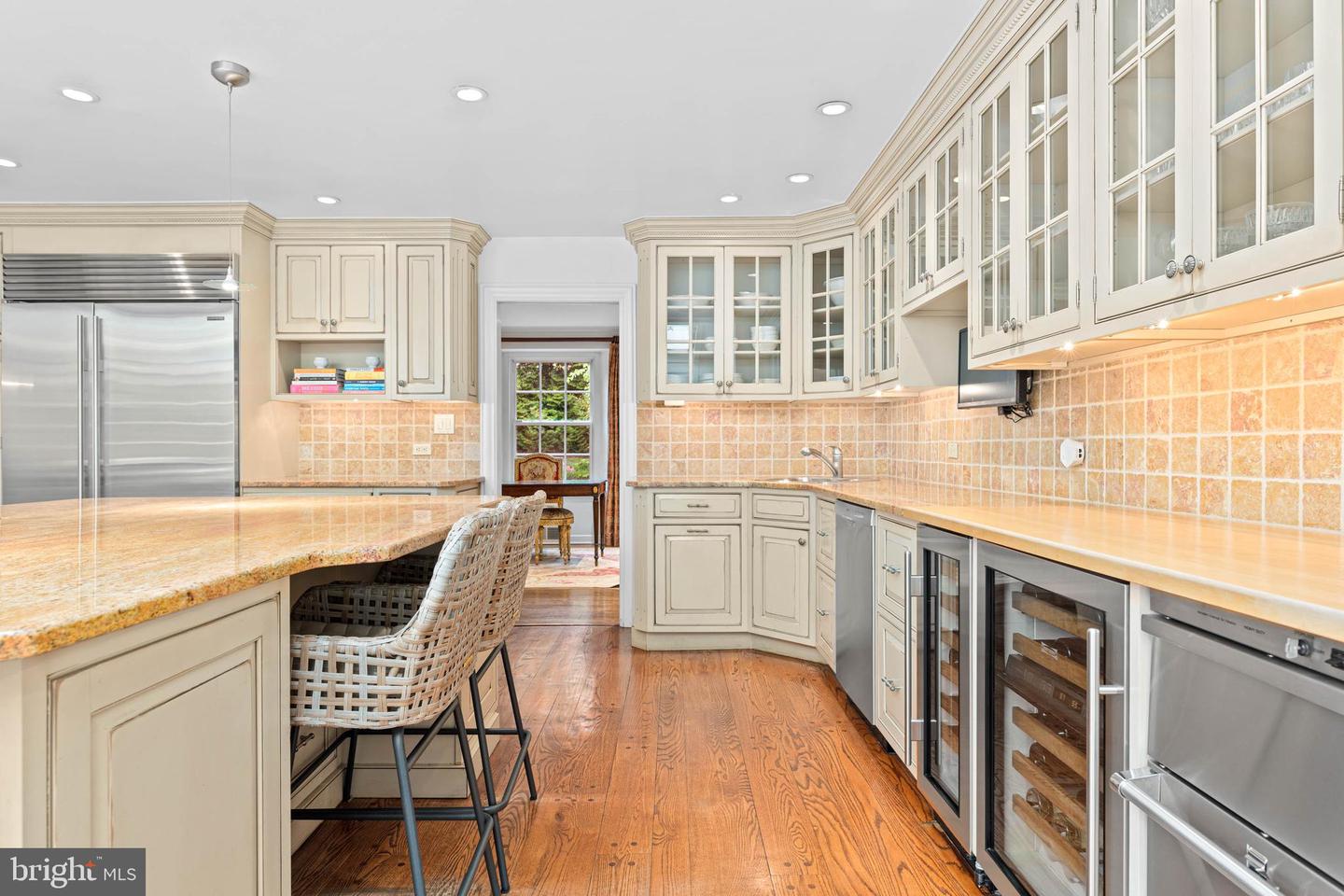 1333 Beaumont Dr