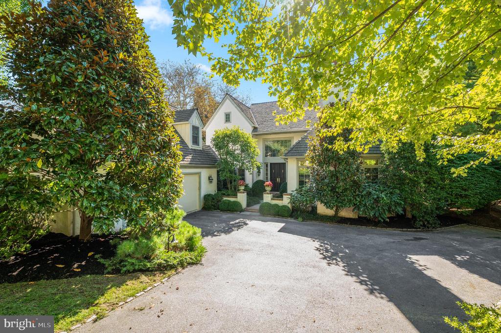 1236 DENBIGH LANE