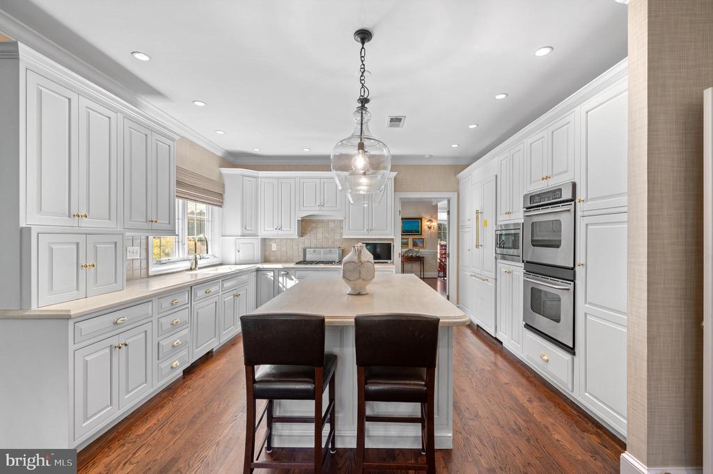 1236 DENBIGH LANE