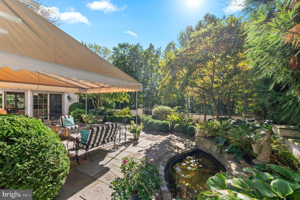 1236 DENBIGH LANE