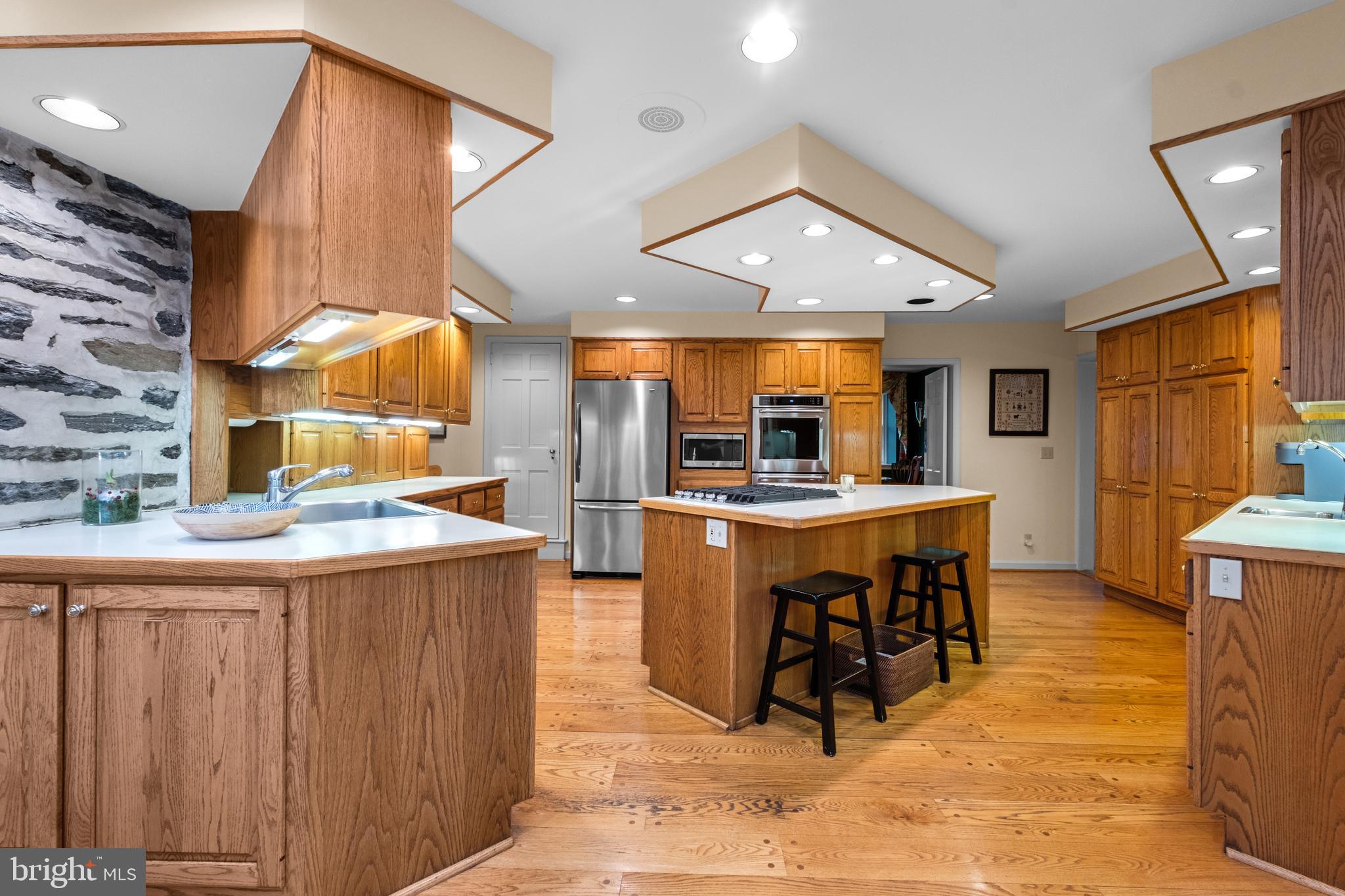 810 MERION SQUARE ROAD