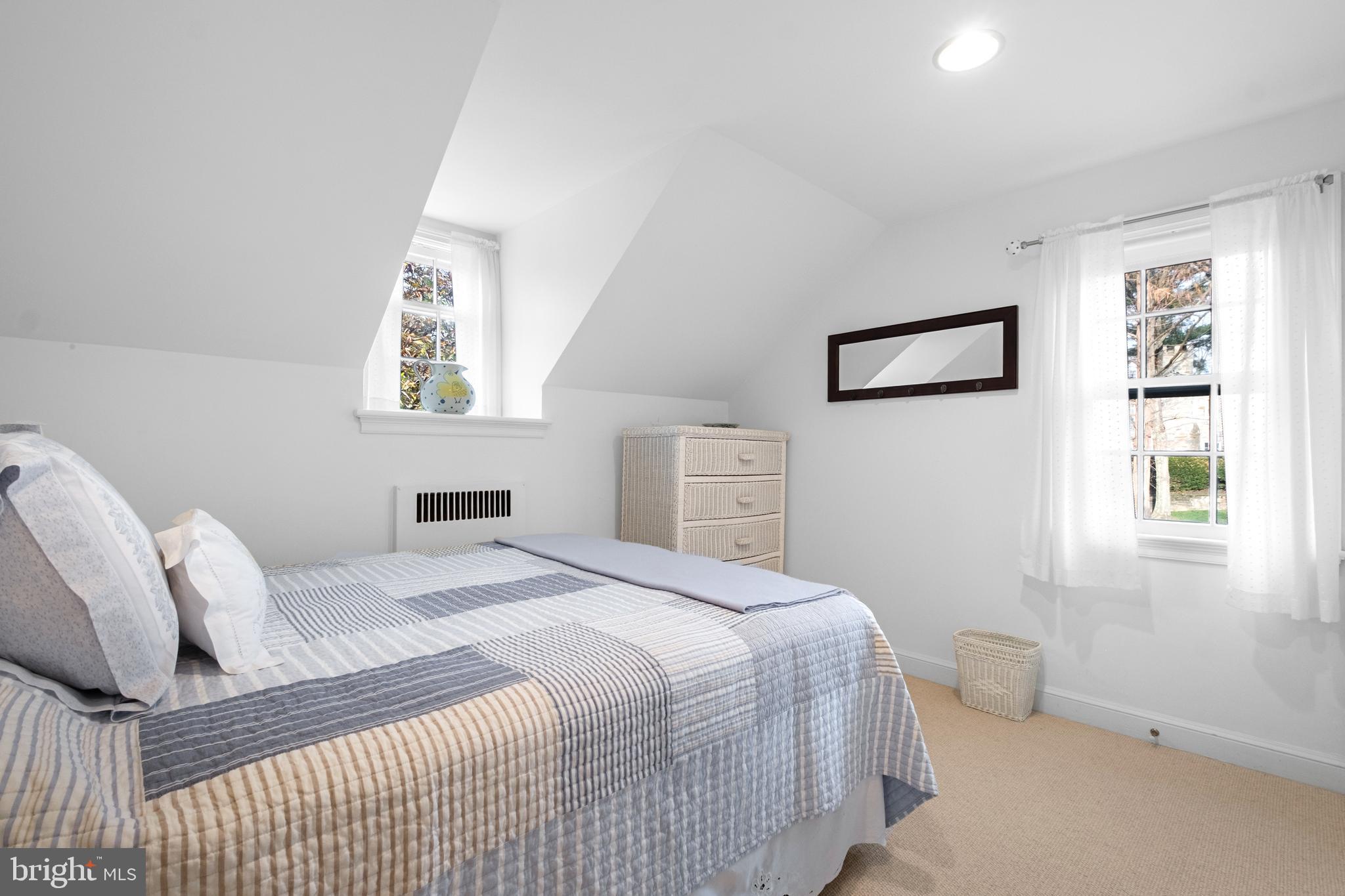 810 MERION SQUARE ROAD