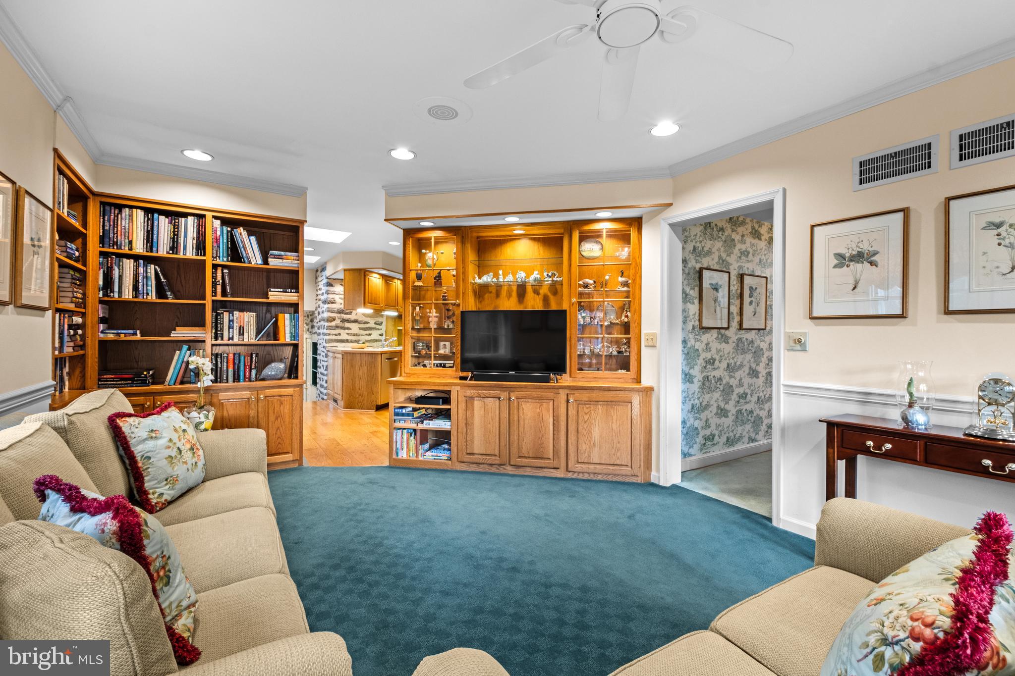 810 MERION SQUARE ROAD