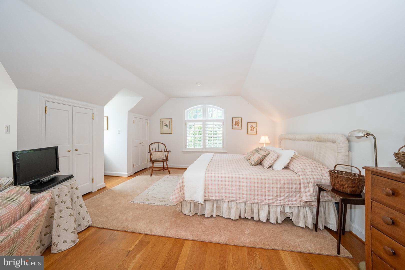 1109 BRYNLAWN ROAD