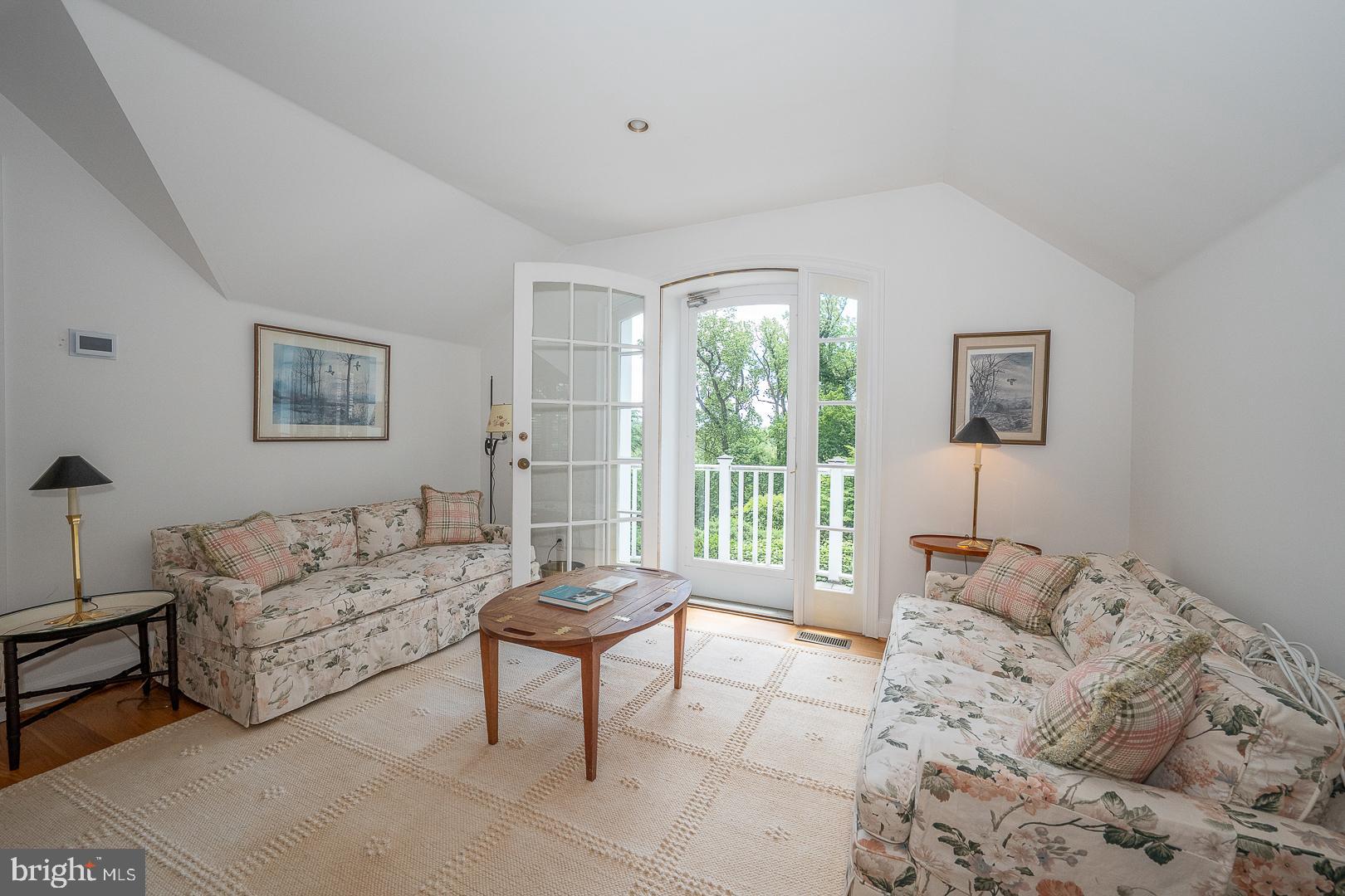 1109 BRYNLAWN ROAD