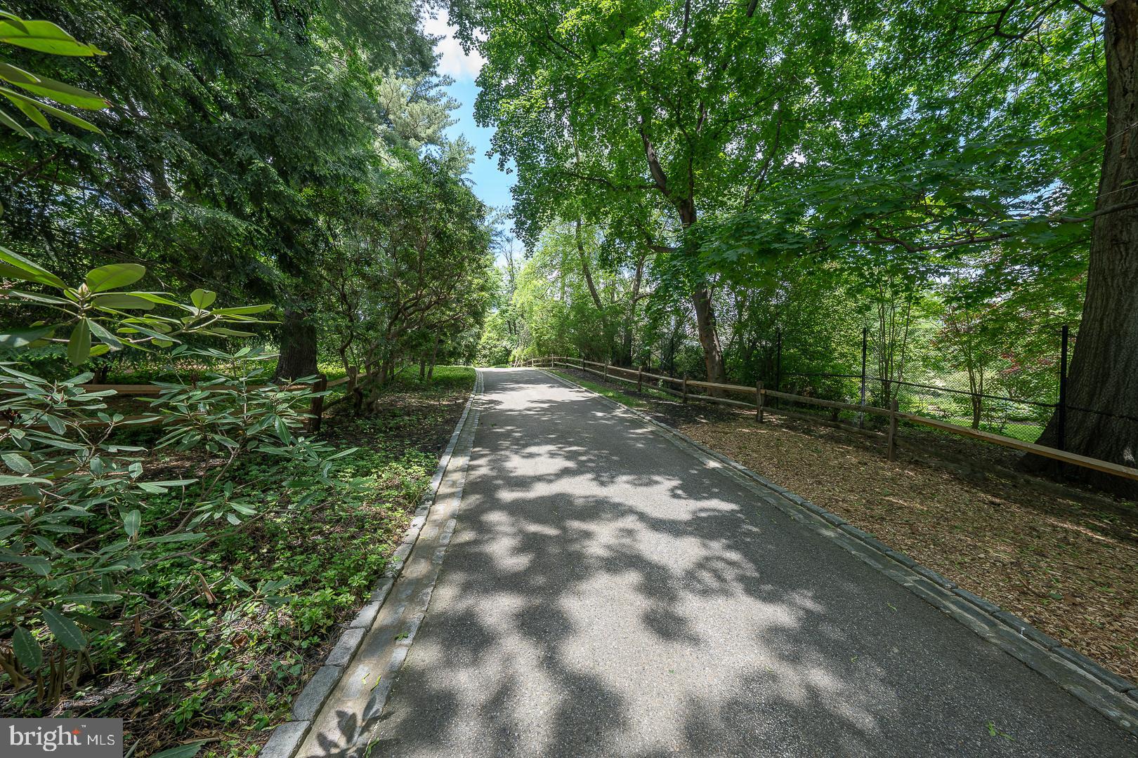 1109 BRYNLAWN ROAD
