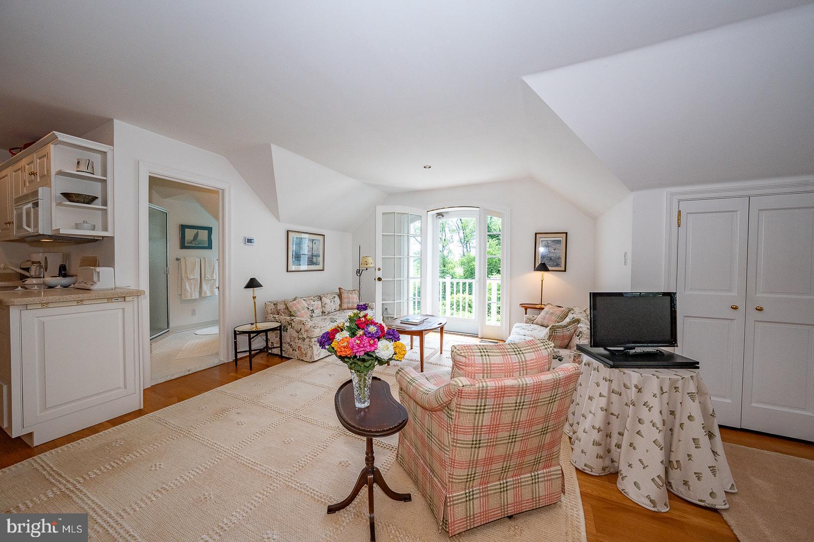 1109 BRYNLAWN ROAD
