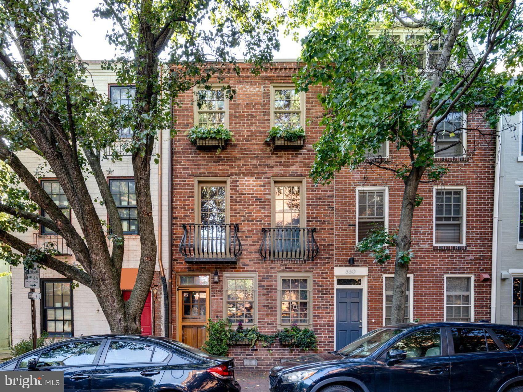 332 S 24th St