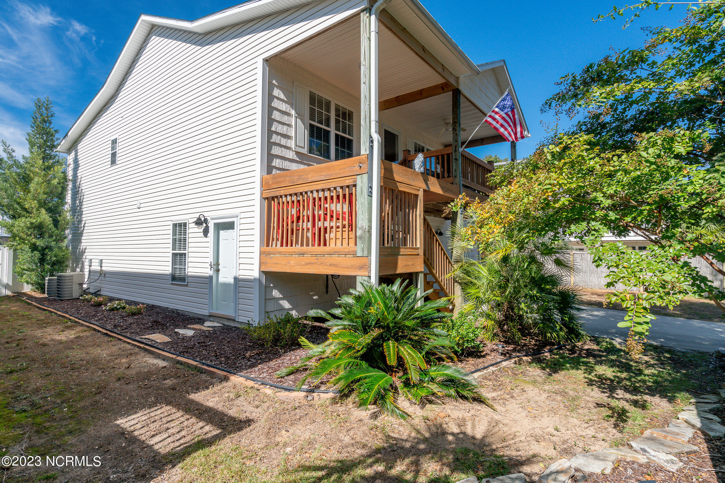 151 NE 30th Street