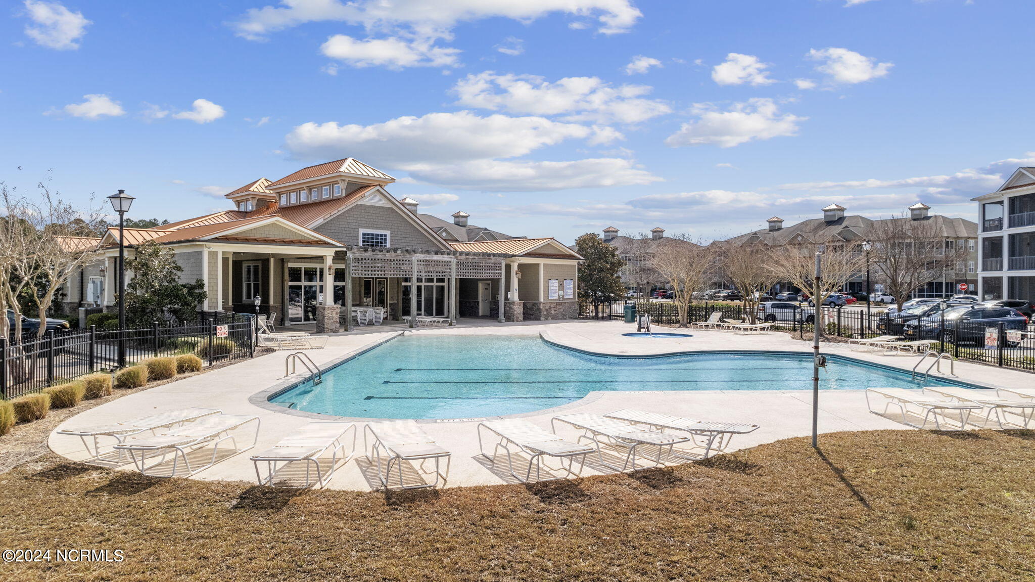 395 S Crow Creek Drive, 1601