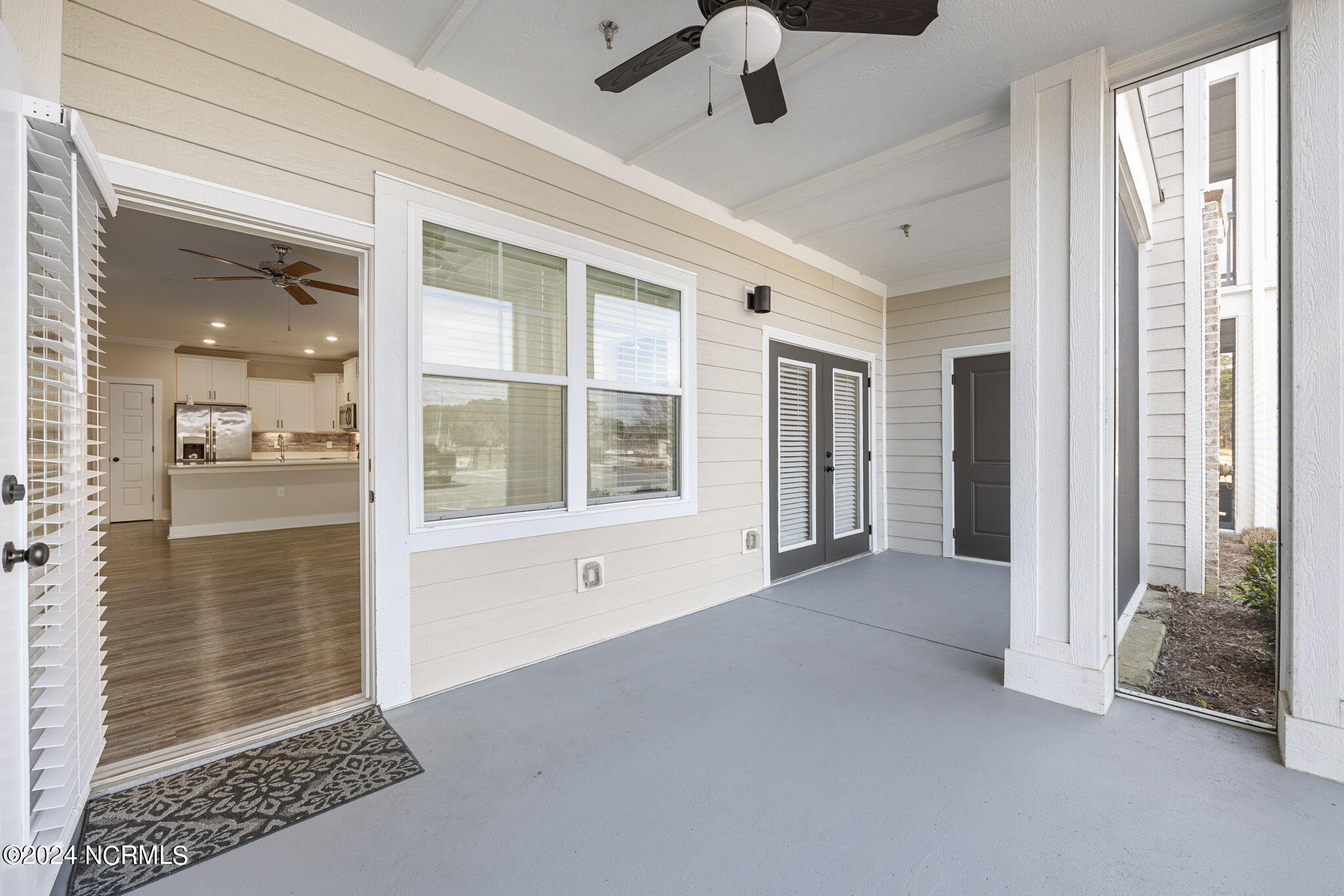 395 S Crow Creek Drive, 1601