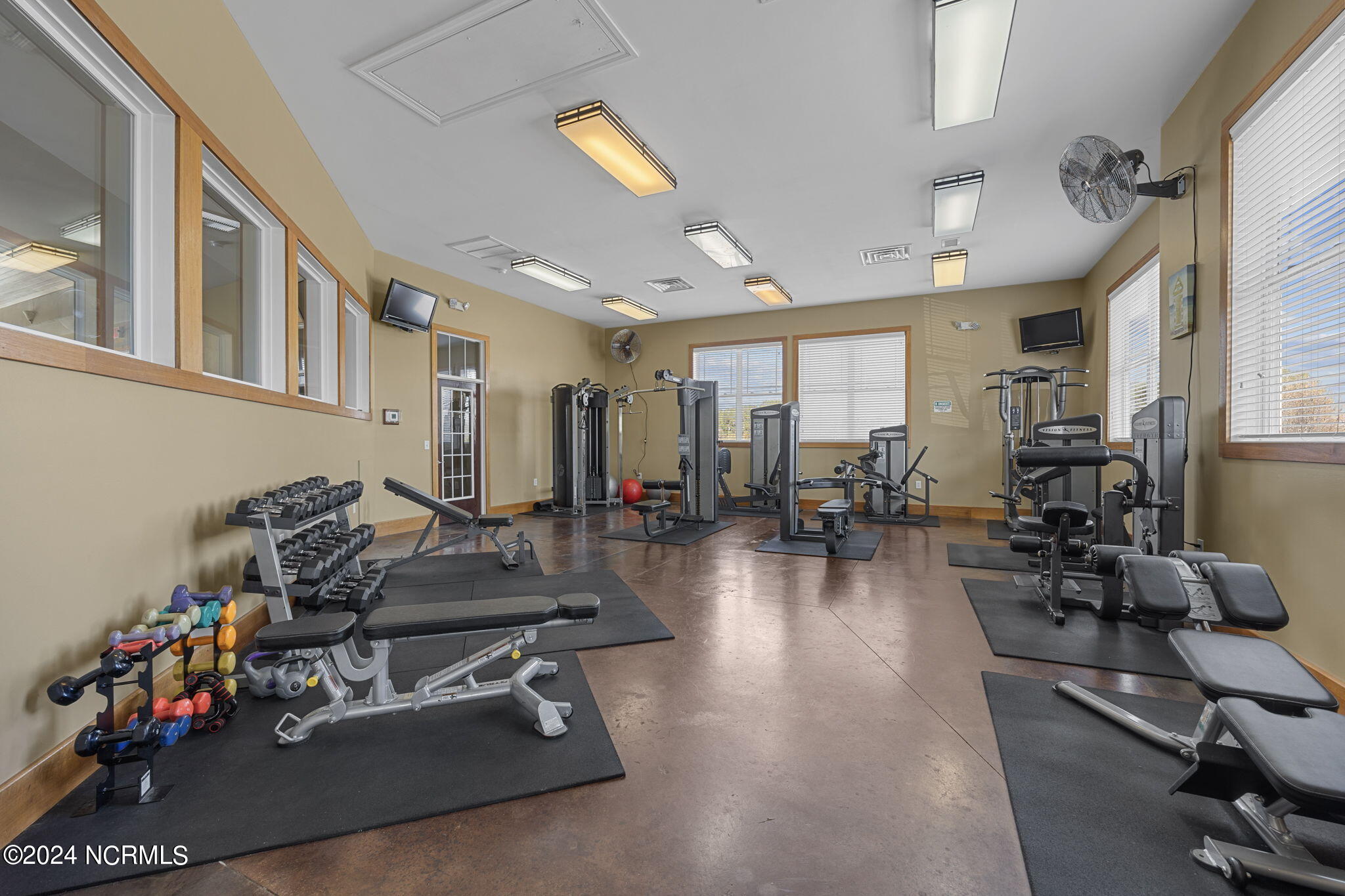 395 S Crow Creek Drive, 1601
