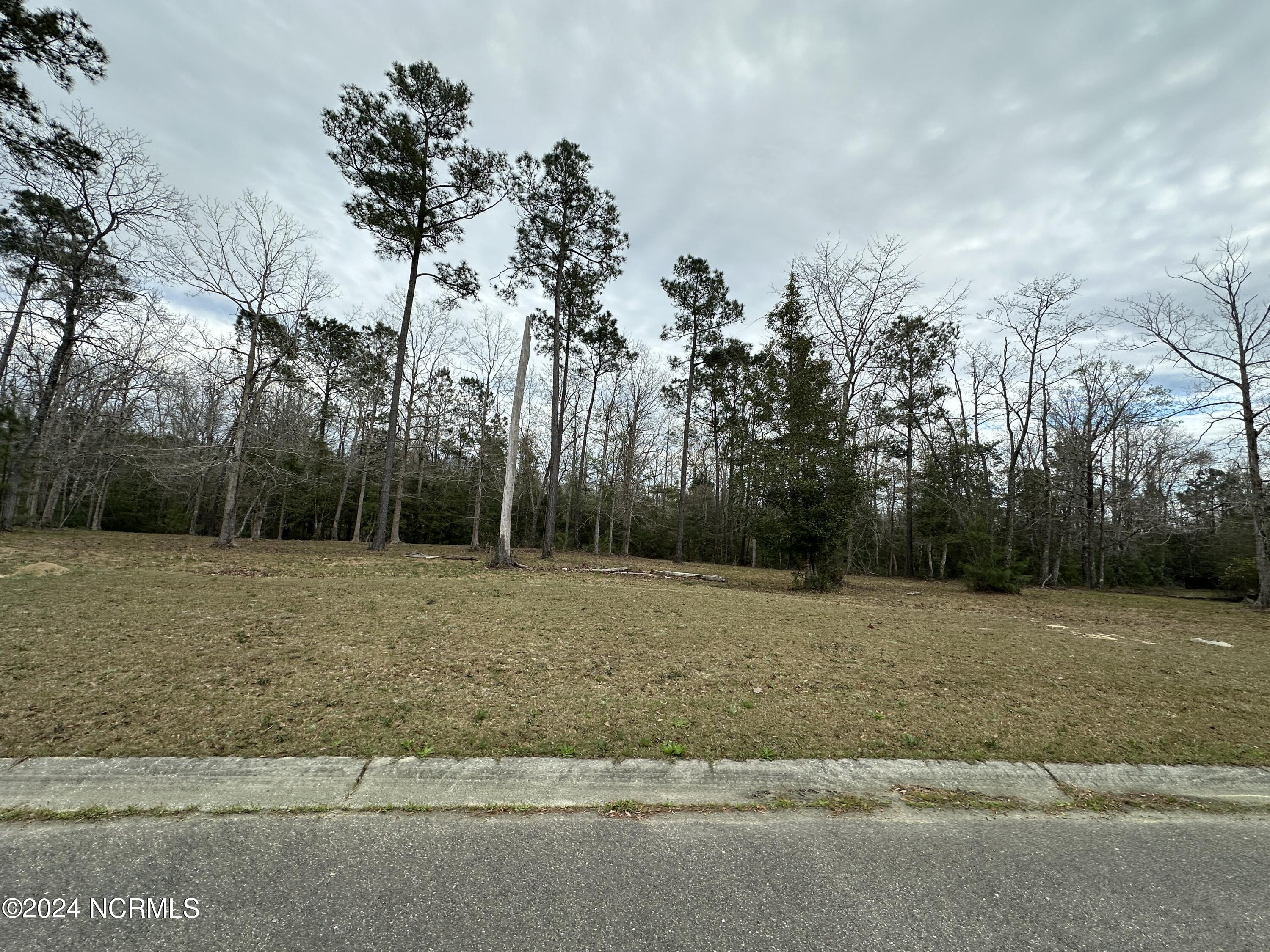 568 Sanctuary Point SW