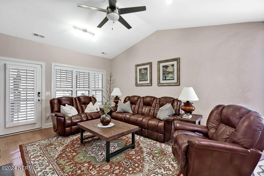 1160 Serotina Drive SE