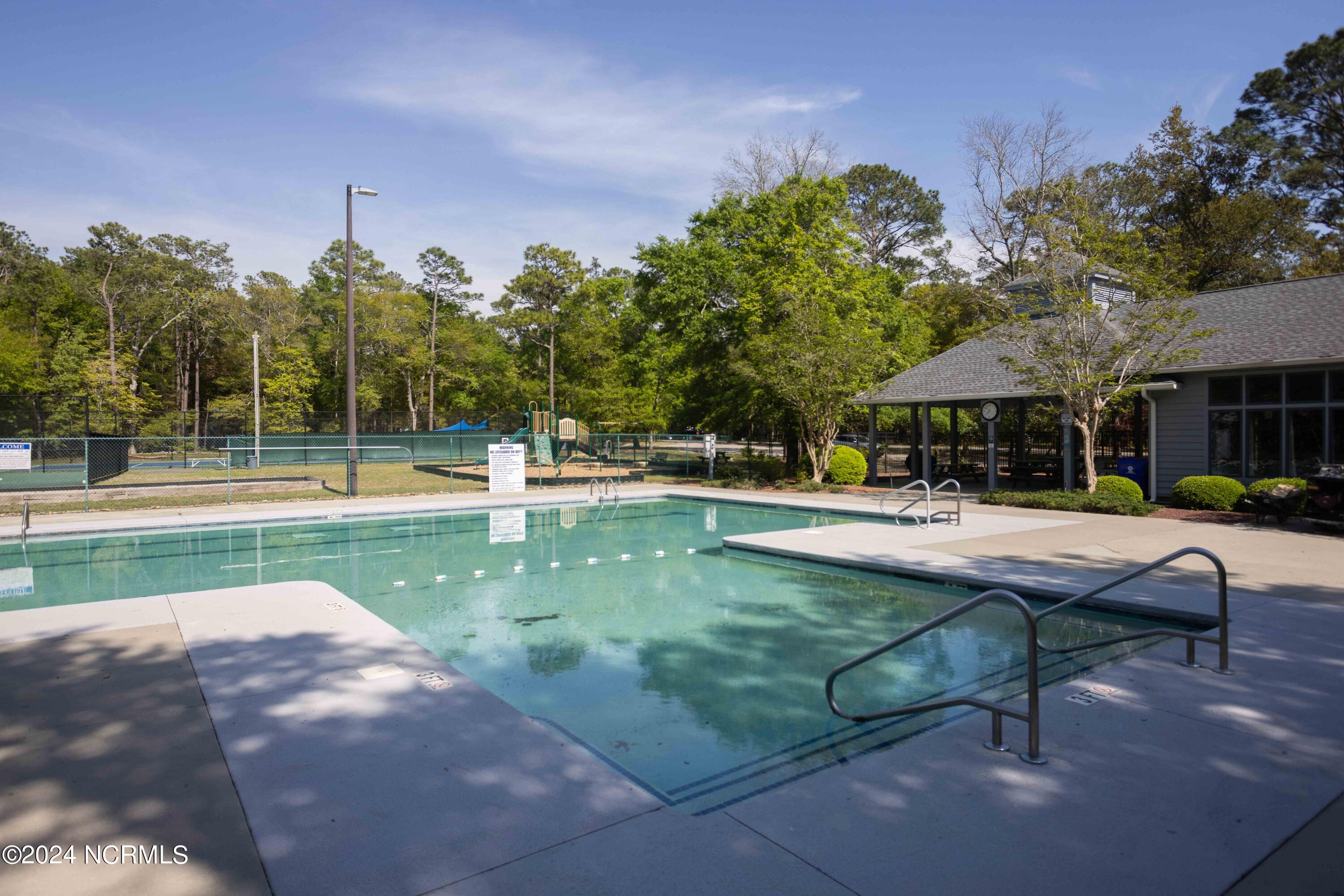 3517 Tarpon Court SE