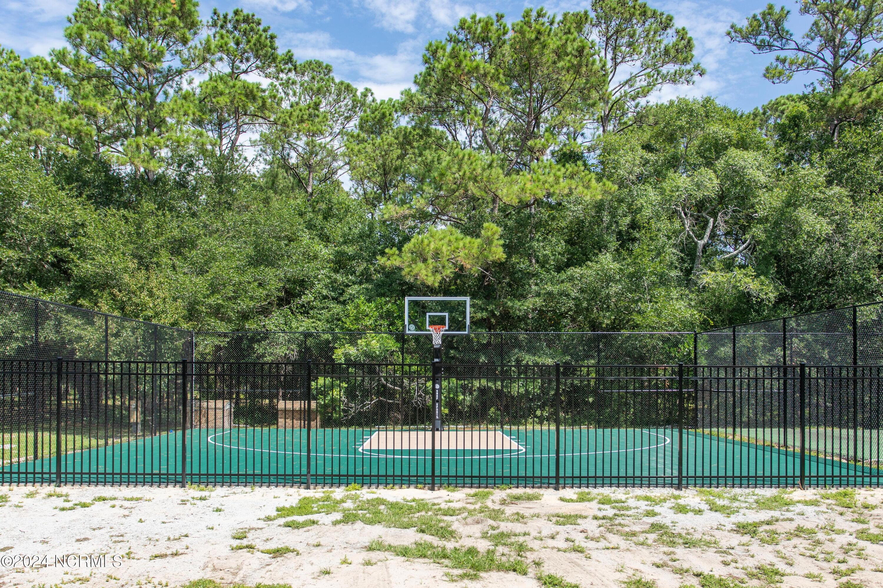 3517 Tarpon Court SE