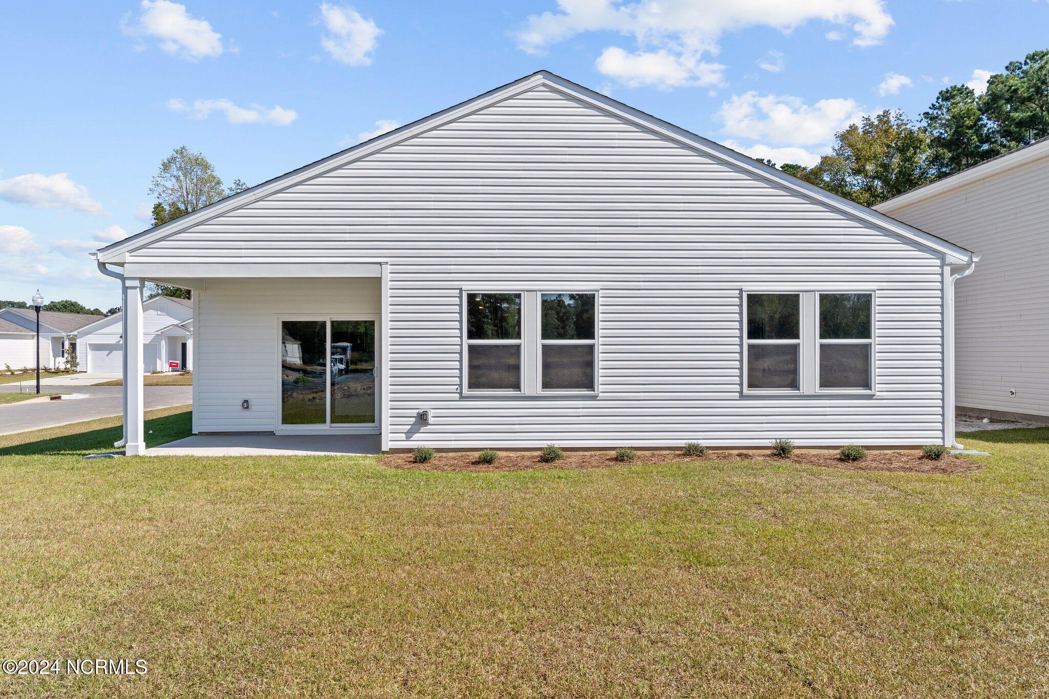 348 Currents Place SE, 62