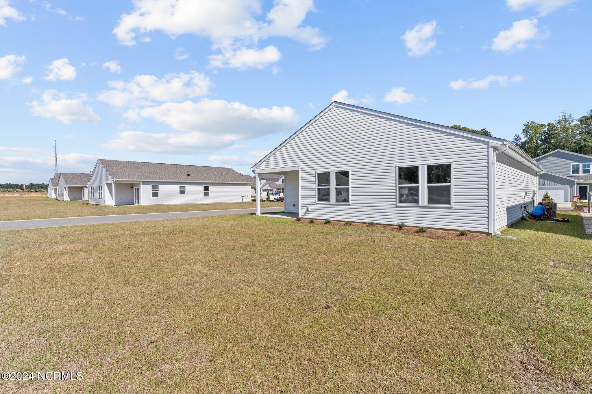348 Currents Place SE, 62