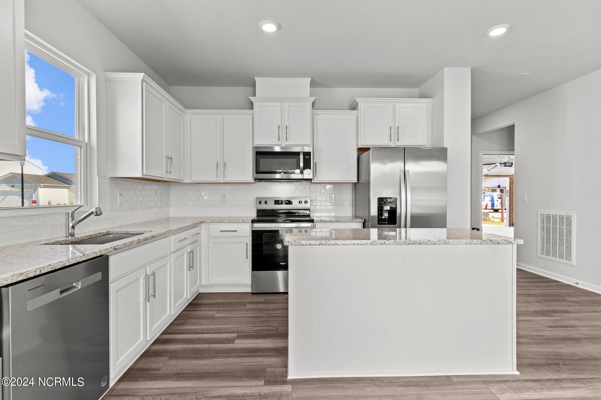 348 Currents Place SE, 62