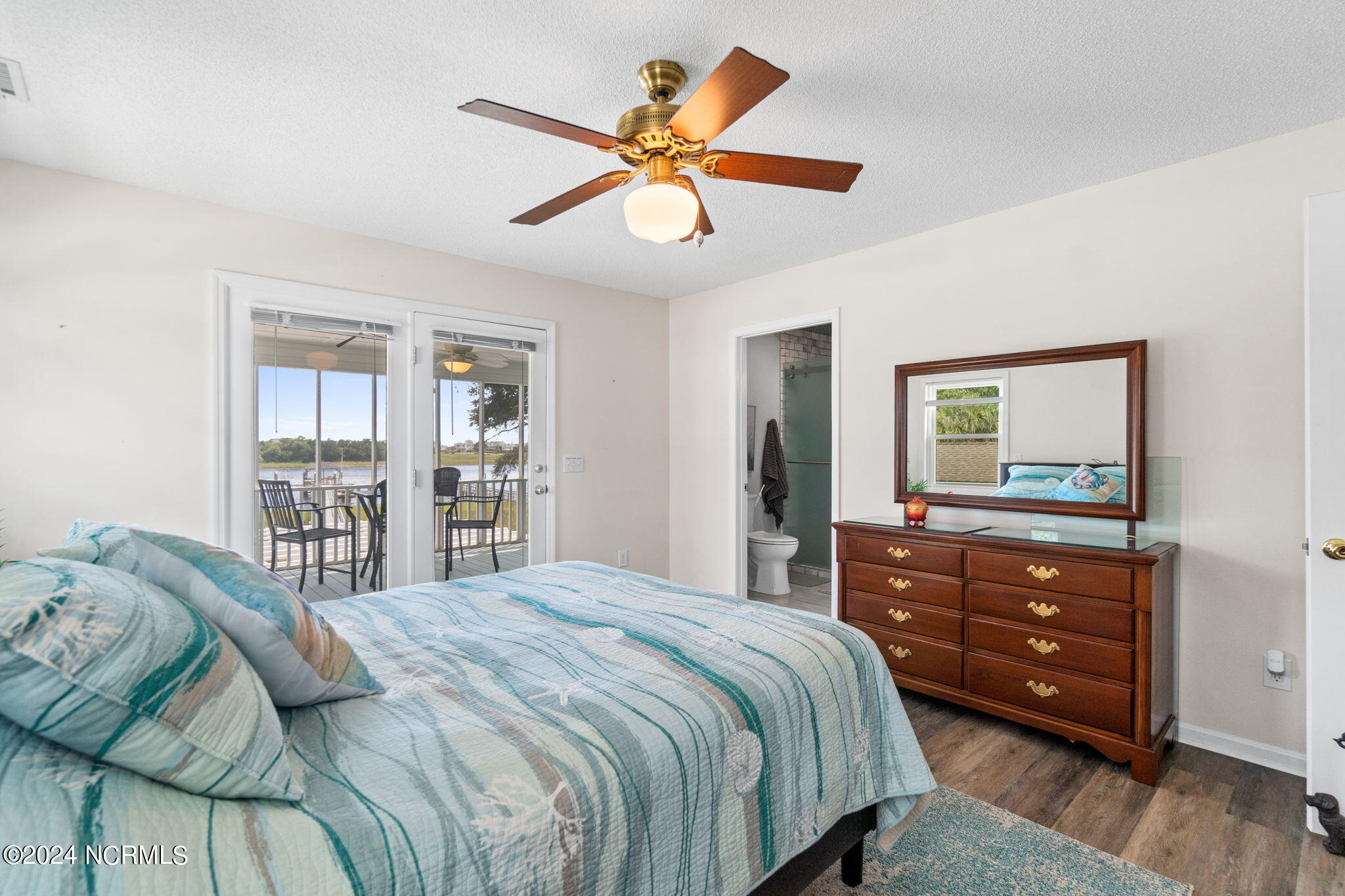 3717 Windy Point Road SW