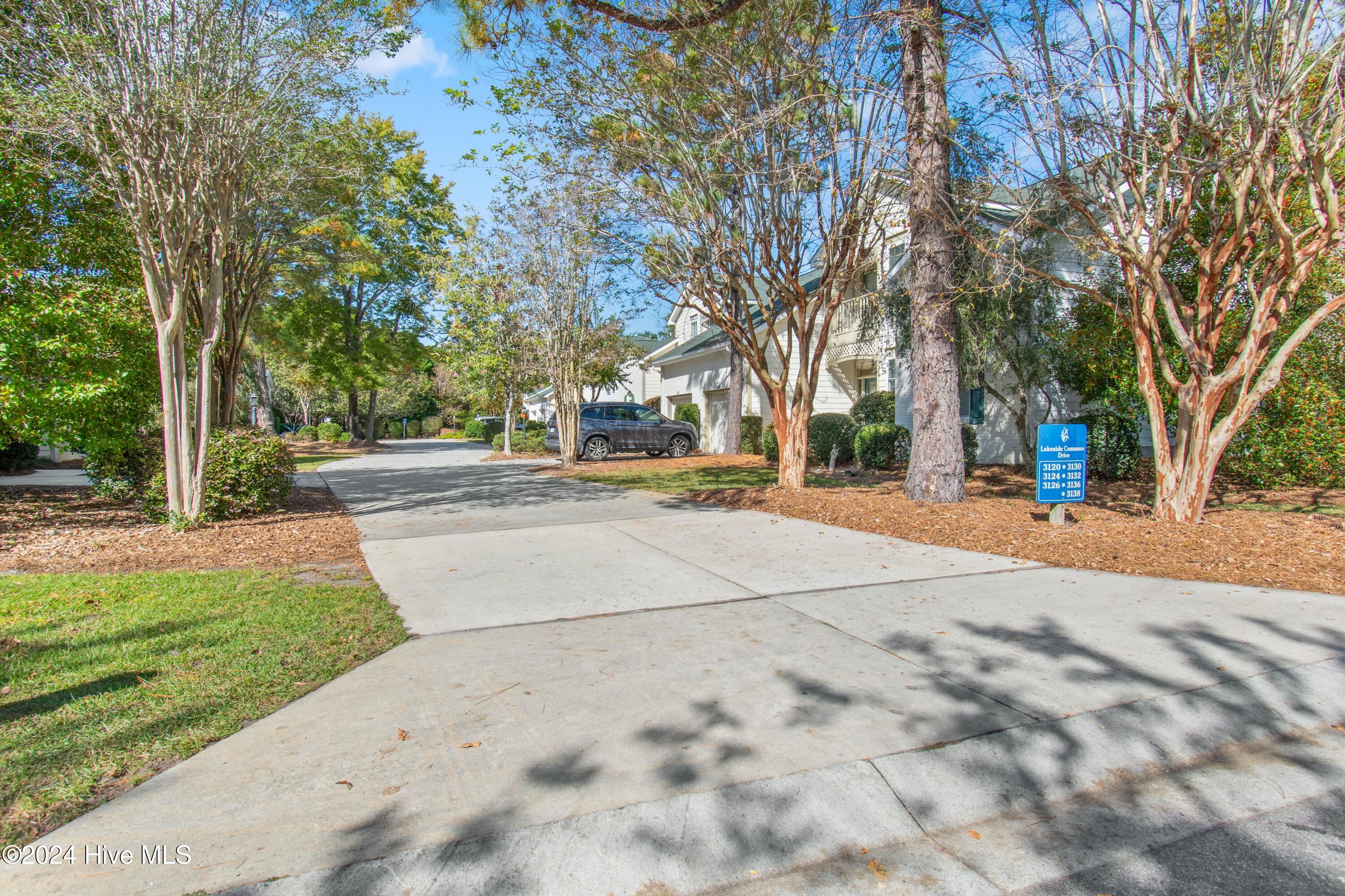 3138 Lakeside Commons Drive SE, 4